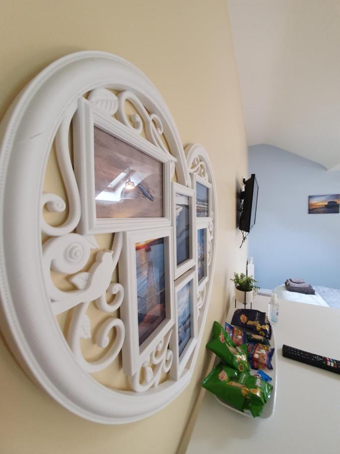 Main Street house Appartement Portrush Buitenkant foto